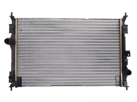 Радіатор охолодження CITROEN BERLINGO/C4/PEUGEOT 3008/OPEL VIVARO C (вир-во Nissens) NISSENS 636014