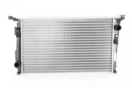 Радіатор DA DUSTER(10-)1.5 dCi(+)[OE 8200880550] NISSENS 637614