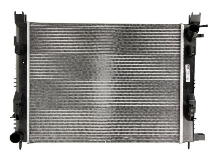 Радиатор охлаждения двигателя NISSENS 637624 (фото 1)