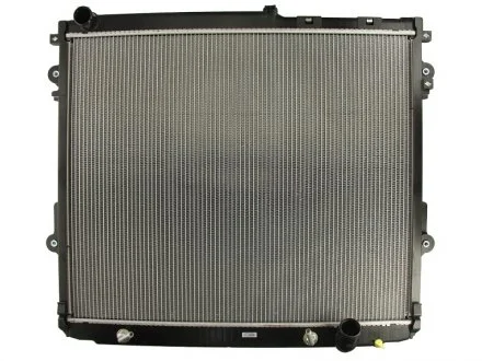 Радіатор TY LAND CRUISER 200(08-)4.5 TD[OE 16400-51040] NISSENS 646826