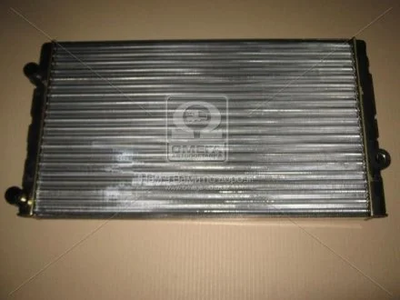 Радиатор VW GOLF III(91-)1.9 D(+)[OE 1H0.121.253 BC] NISSENS 652461