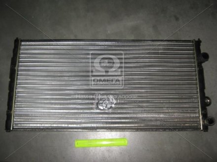 Радиатор VW PASSAT(93-)1.6 i(+)[OE 3A0.121.253 C] NISSENS 65252 (фото 1)