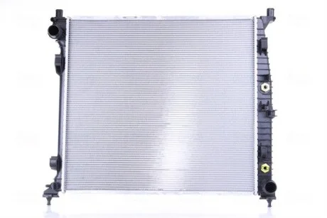 Радиатор системы охлаждения NISSENS 67188