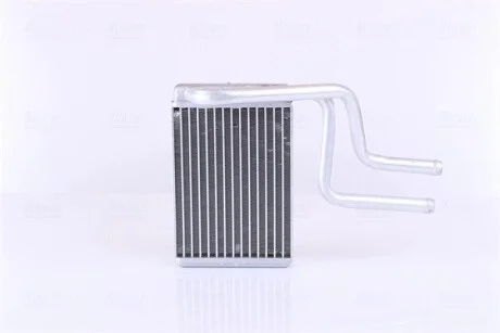 Радиатор охлаждения NISSENS 71744