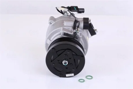 Компресор кондиціонера First Fit NISSENS 890666