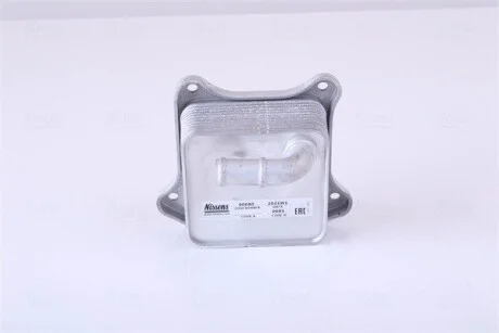 Радіатор оливний NISSENS 90680
