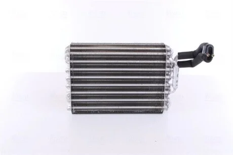 Испаритель MB E W 124(84-)200(+)[OE 000 830 54 58] NISSENS 92059