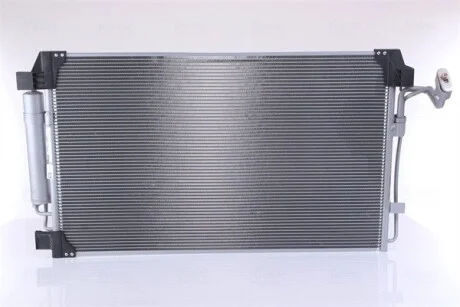 Радіатор кондиціонера First Fit NISSENS 940672