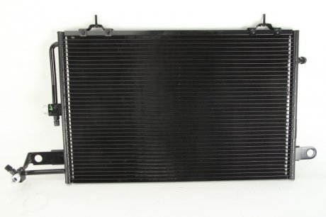 Радиатор кондиционера AUDI 100 (C4) (90-) /A6/S6 (C4) (94-) NISSENS 94213 (фото 1)