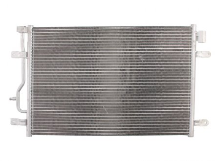 Радиатор кондиционера AUDI A4/S4 (B6, B7) (00-) NISSENS 94583 (фото 1)