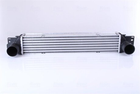 Радіатор інтеркулера NISSENS 96411