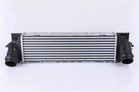 Интеркулер BMW X3 F25(10-)X3 18d(+)[OE 17517823570] NISSENS 96440