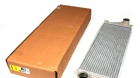 Інтеркулер Sprinter Tdi / Cdi 96-06 / VW LT 35 2.8TDI 03- NRF 30830