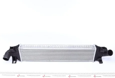 Інтеркулер Ford Focus II 04- NRF 30870