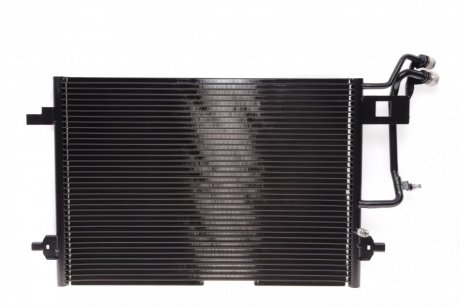 Радиатор кондиционера AUDI A4 94- NRF 35199 (фото 1)