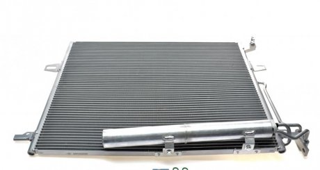 Радиатор кондиционера MERCEDES GL320 (X164) 06- NRF 35618