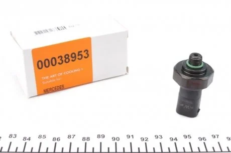 Датчик тиску кондиціонера Mercedes NRF 38953