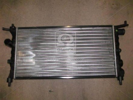 Радиатор охлаждения двигателя OPEL Combo 92- NRF 50551 (фото 1)