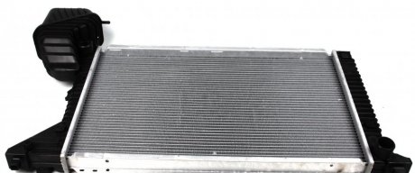 Радиатор основной Sprinter 95- NRF 50557 (фото 1)