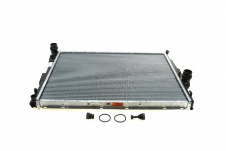 Радиатор охлаждения (МКПП) BMW 3 E46 320d 98-01 NRF 51582 (фото 1)