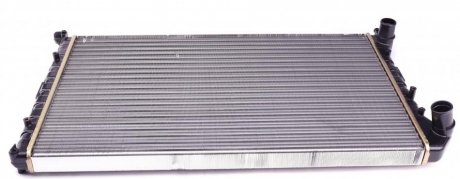 Радиатор двигателя Fiat Doblo 1,9 D 01- (+ AC) NRF 53627 (фото 1)