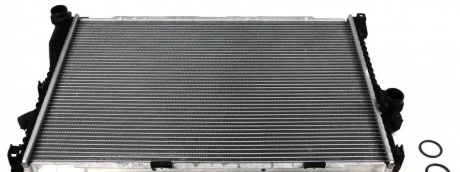 Радиатор BMW E39 520-540 95-00 М / T NRF 55321