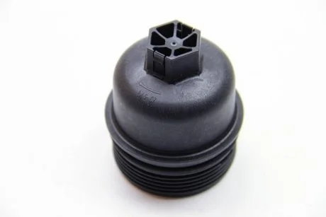 Крышка масляного фильтра Trafic 2.0 DCI RENAULT 77 01 476 503 (фото 1)