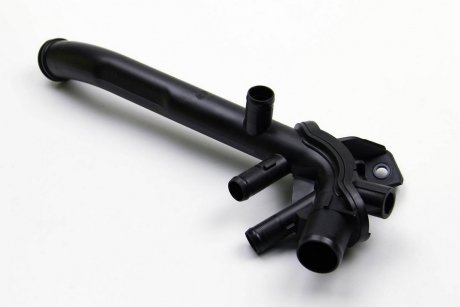 ПатрубоКомплектрубка помпы K9K RENAULT 8200557908