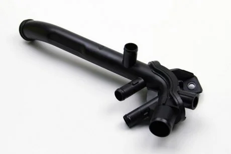 ПатрубоКомплектрубка помпы Renault K9K RENAULT 8200557908