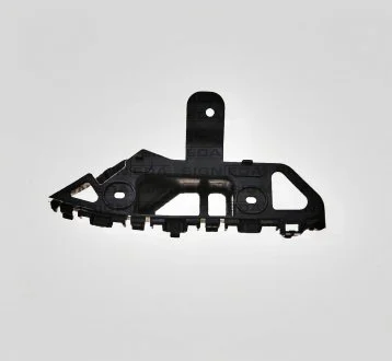 Кронштейн кріплення правий переднього бампера. VW Touran 2010 - 15 Signeda PVW43050AR