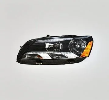 Фара левая PASSAT B7 USA 2011-15 Signeda ZVW11G5UL