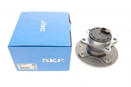 Підшипник маточини колеса комплект SKF VKBA3697