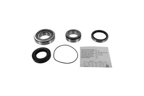 Подшипник ступицы, комплект MITSUBISHI L 200 / L 300 / L 400 / Storm / Strada задняя сторона 2,0 / 2,5L 93 - SKF VKBA3775