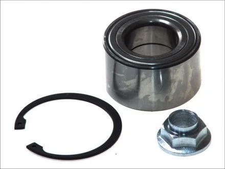 Подшипник ступицы, комплект MAZDA 3/6 / MPV / MX-5 передняя сторона 1,6 / 3,0L 02 - SKF VKBA7446
