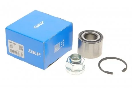 Подшипник ступицы, комплект CHEVROLET / DAEWOO Aveo / Kalos / Spark задняя сторона 1,0 / 1,4L 02 - SKF VKBA7573