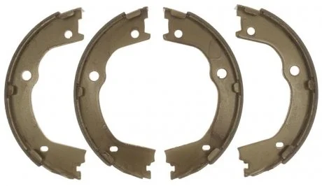 Тормозные колодки барабанные, к-кт. STARLINE BC 01047