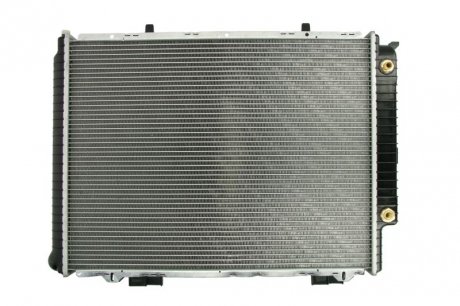 Радиатор THERMOTEC D7M037TT