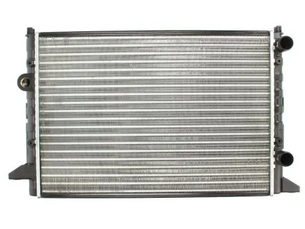 Радиатор THERMOTEC D7W013TT