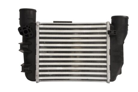 Інтеркулер AUDI A4 B6, A4 B7 SEAT EXEO, EXEO ST 1.8 11.00-05.10 THERMOTEC DAA025TT