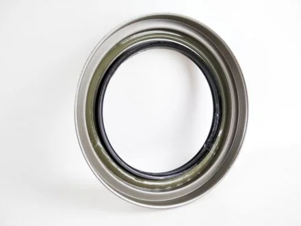 Сальник поворотної цапфи Toyota / Lexus LX470 TOYOTA 90316-72001
