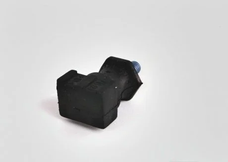 Сайлент-блок резинометаллических VAG 06A133567A
