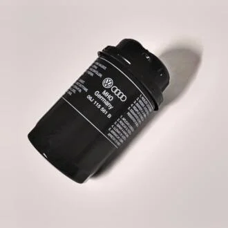 Фильтр масляный двигателя VAG 06J115403R