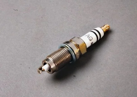 Свеча зажигания VAG 101905601F