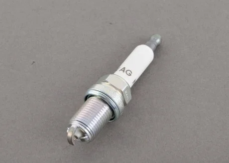 Свічка запалювання VAG 101905621C