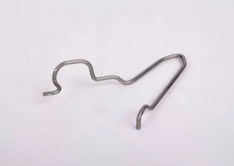 Кронштейн троса стоянкового гальма VAG 1J0609746G