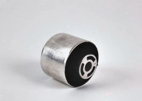 Сайлентблок VAG 1K0505541D