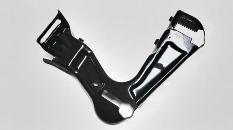 Кронштейн крепления фары Skoda Octavia A5 2004-2012 правый VAG 1Z0805072A