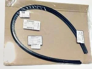Ущільнувач капоту Octavia A5 2004-2013 VAG 1Z0823723A