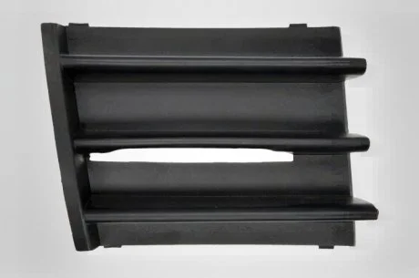Грати бампера права Octavia A5 2004-2008 VAG 1Z0853666B41