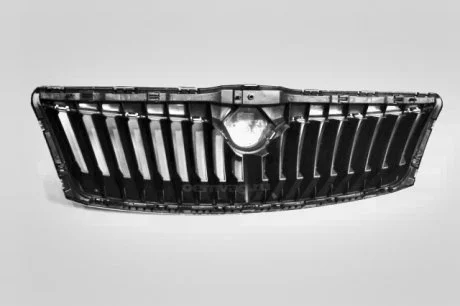 Решетка радиатора Octavia A5 2009-2013 VAG 1Z0853668A9B9